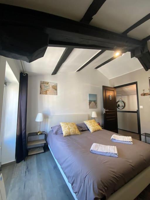 Bel Appartement - 2 Chambres - Proche Du Vieux Marche La Rochelle  Buitenkant foto