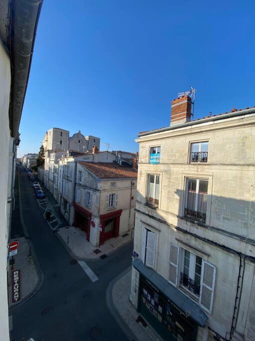 Bel Appartement - 2 Chambres - Proche Du Vieux Marche La Rochelle  Buitenkant foto